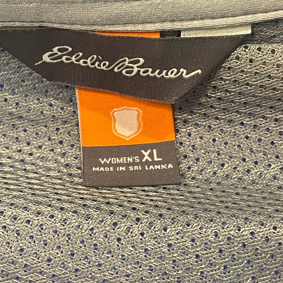 Eddie Bauer field shirt, size xl, periwinkle . Nwt - Picture 3 of 4